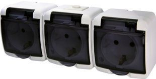 Розетка 3-я (Schuko) (димчата кришка) (IP44/54) RHE-3sd (4668024) 4668024 фото