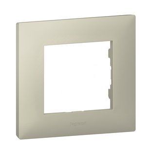 NILOE STEP Рамка 1-постова колір Пісочний NILOE STEP Legrand (864671) 864671 фото