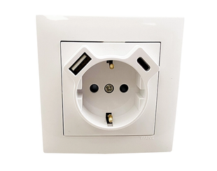 Розетка 2P+E 230V/16A з зар.прист. USB тип A+C Efapel Logus біл. (21137 TBR) 21137 TBR фото